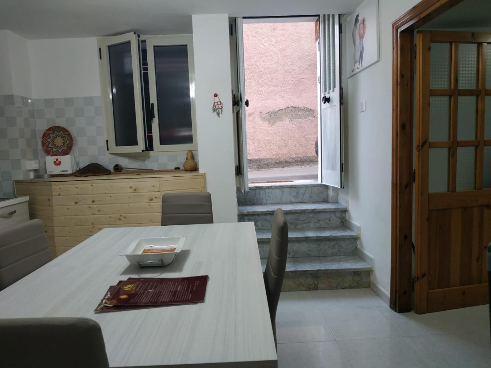 Al Castello Casa Vacanze Castelsardo Bagian luar foto